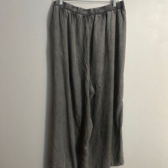 Jane & Delancey Gray Whitewashed wide leg pants, size 2X - Picture 2 of 4